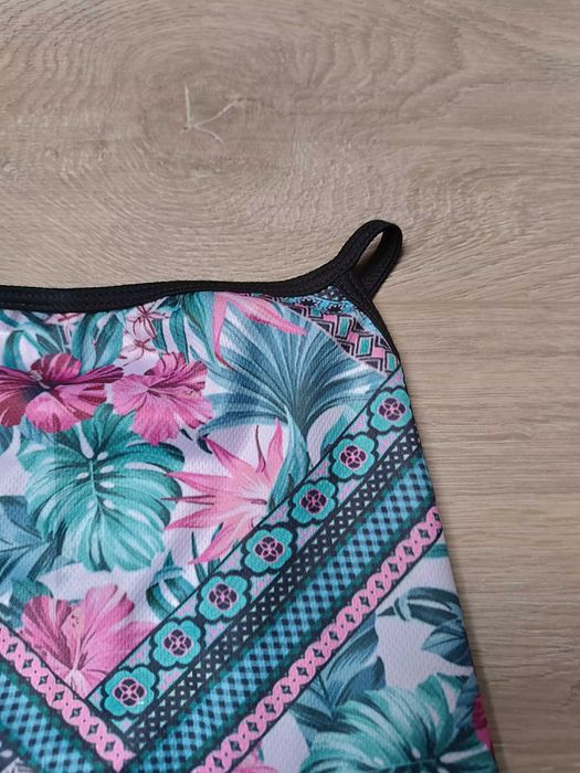 Chusta UV ochrona twarzy szyi karku dekoltu kwiaty 'WeGuard' UNI