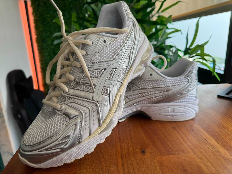 ASICS Kayano 14 | Cor Silver / White | Tamanho 42.5