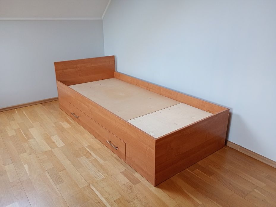 Łóżko 90x200 z wysuwaną szufladą