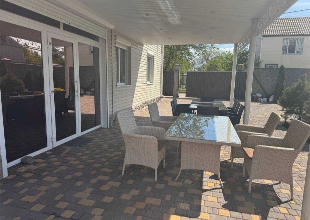 Продам Гостевой Загородный Дом/Мини отель "Villa Orera".  Елизаветовка