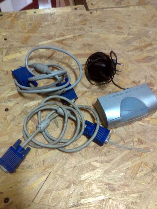 Video Switch na 4 monitory Vs 491