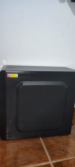 Computador fixo c/ caixa Asus
