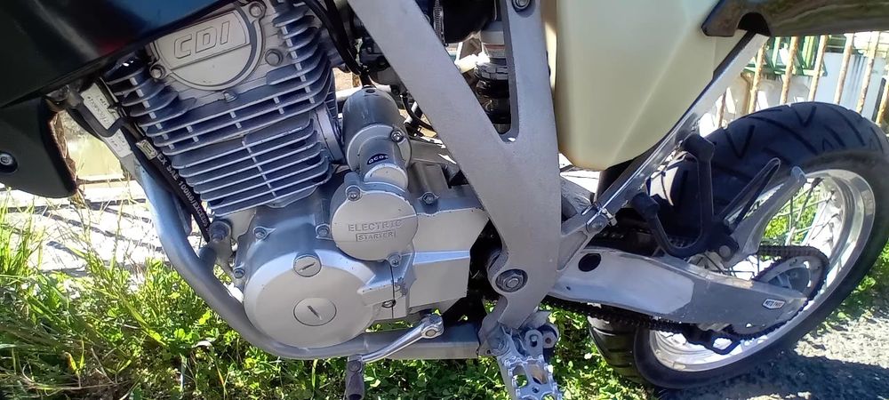 Troco Ajp Supermotard/ Ler anúncio sff.