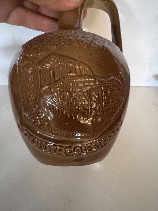 Garrafa antiga bagaceira velha