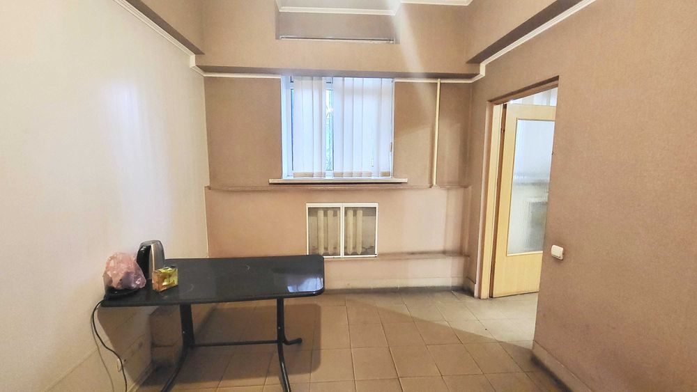 Продаж  приміщення ЧЕРВОНА ЛІНІЯ вул. Південно-Українська буд. 3