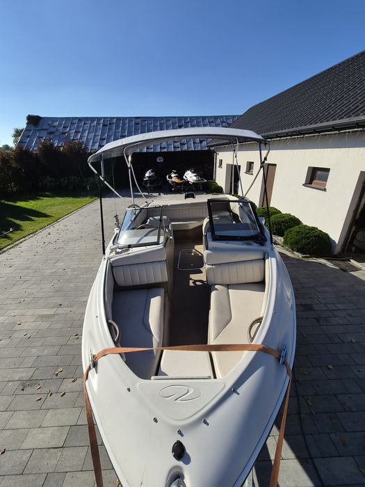 Zimowanie i transport Łodzi , parking - Widok 3