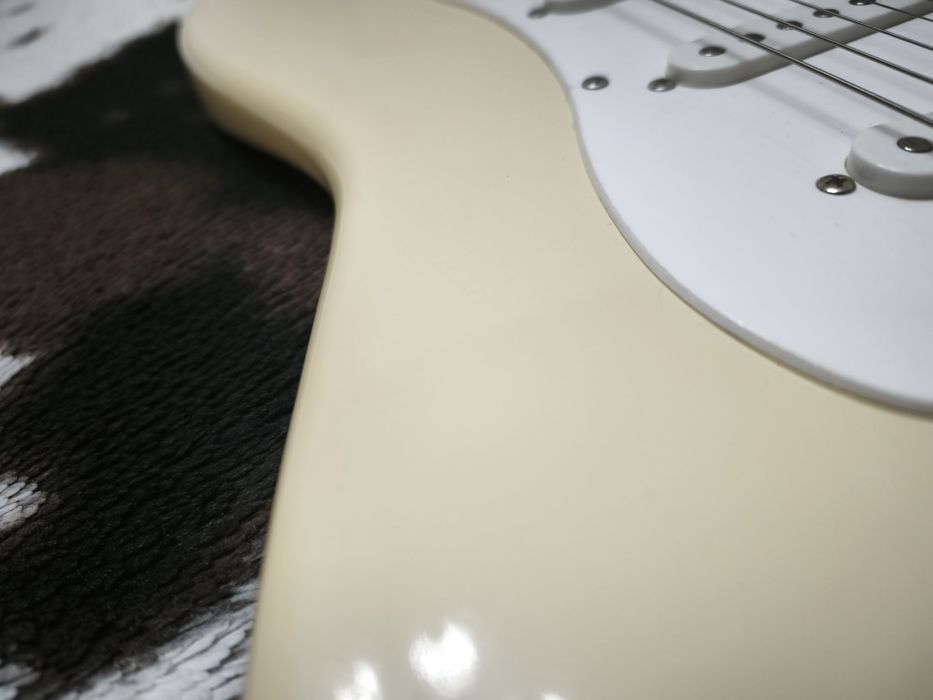 Squier by Fender Affinity S-S-S