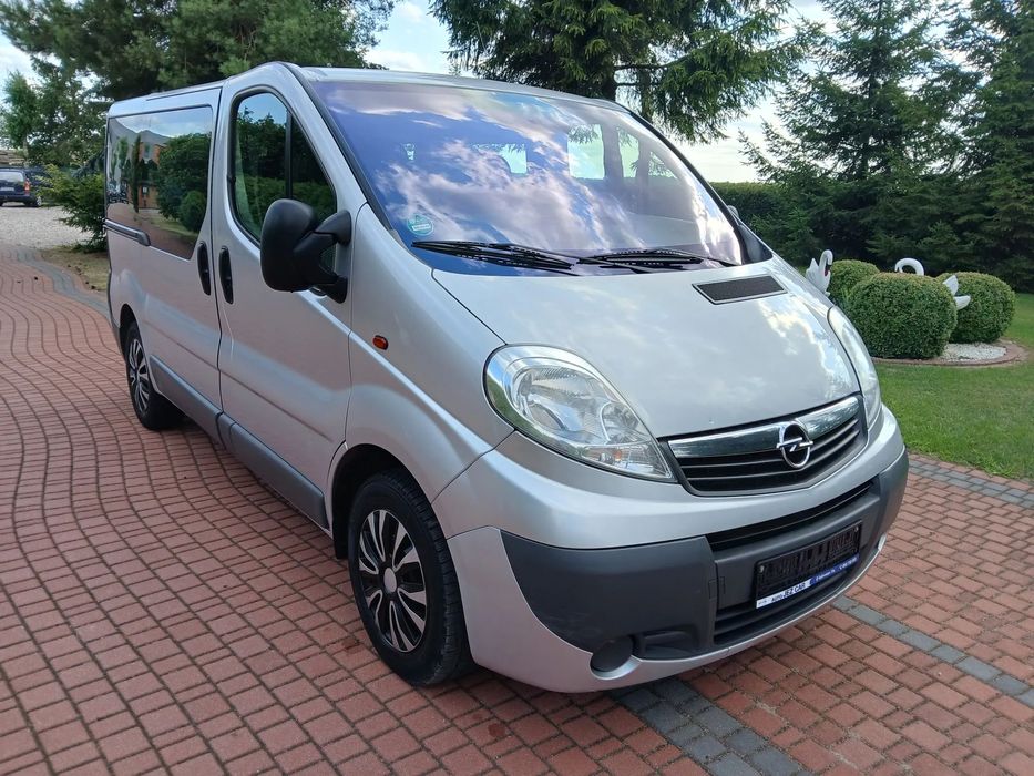 Opel Vivaro 2.0 Klima 9-osob Śliczny Sprowadzony