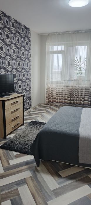 квартира большая  Посуточно можно на месяц  ул.Кадетский гай 6