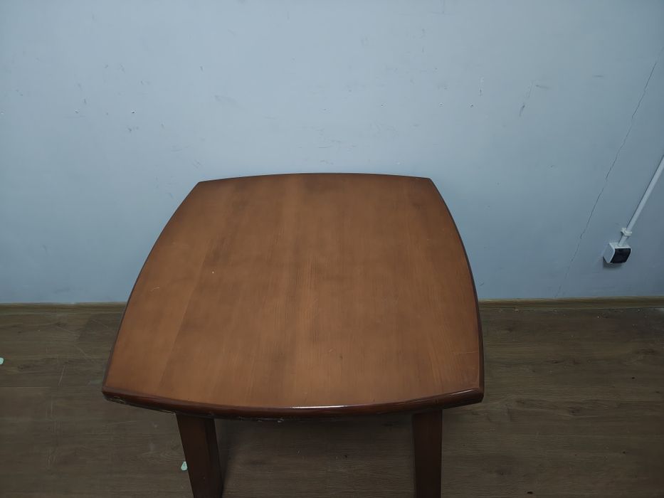 Stoły ławy meble solidne grube drewno  wyposażenie bar pub restauracja