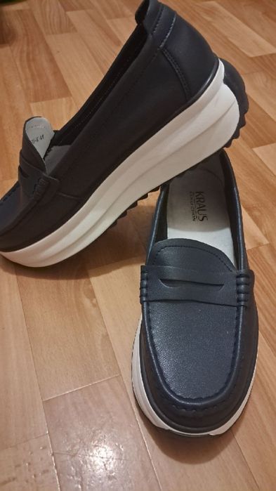 Кожанні лофери, мокасіни