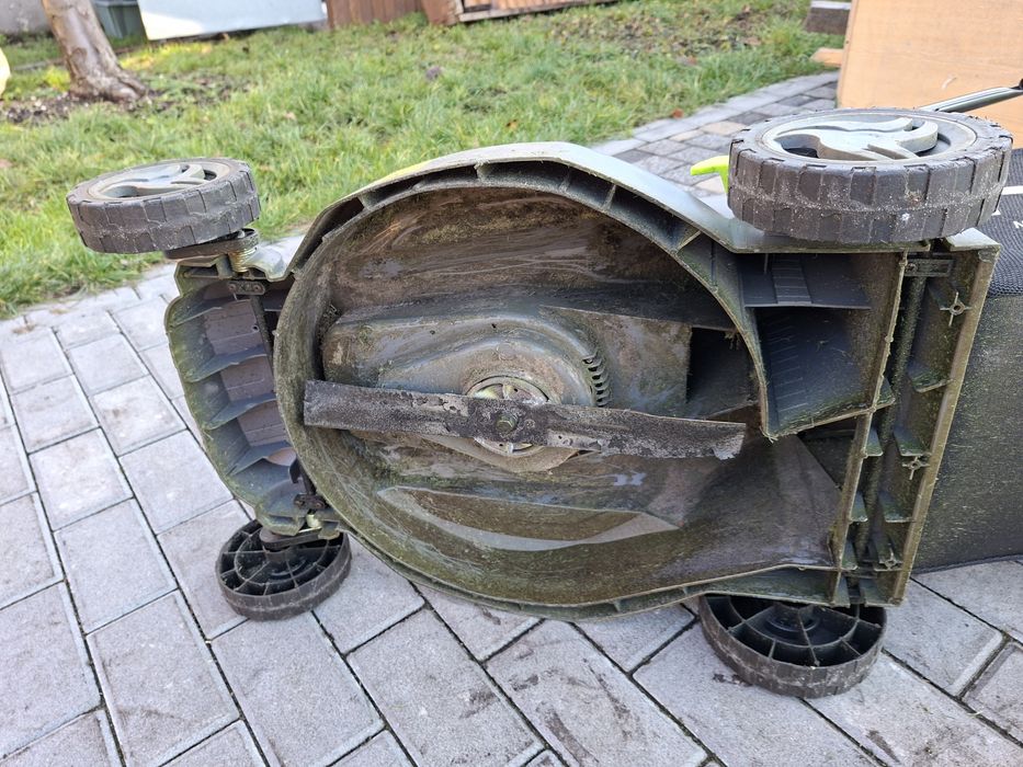 Kosiarka elektryczna NAC 1800W