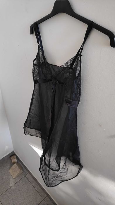 Camisa de Dormir Renda Preta Marca Opiance Tm XS-S