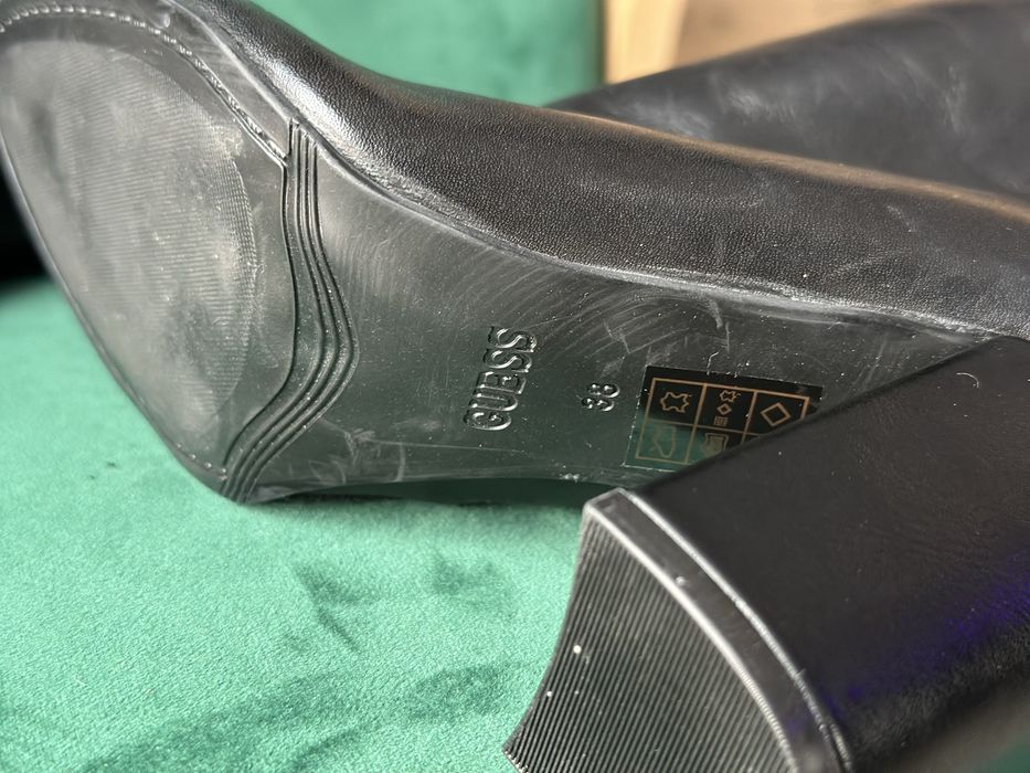 Botki na obcasie czarne   skóra naturalna guess 38 stan idelanh