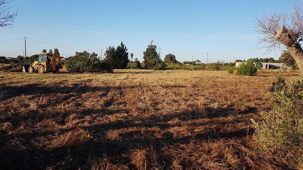 Terreno Rústico de 6000m2 Com Possibilidade de Construção