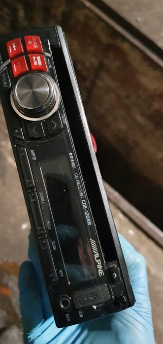 Sprzedam radio Pioneer i Alpine