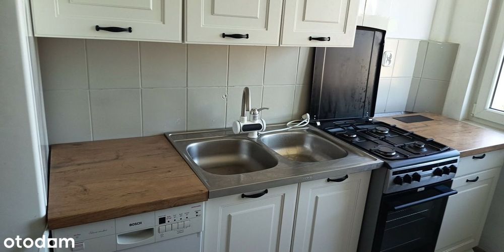 3 pokoje z balkonem i osobną kuchnią