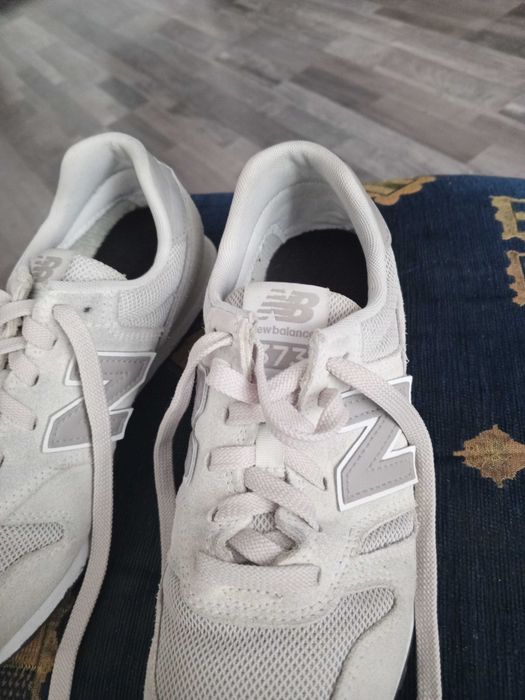 Buty damskie New Balance 373