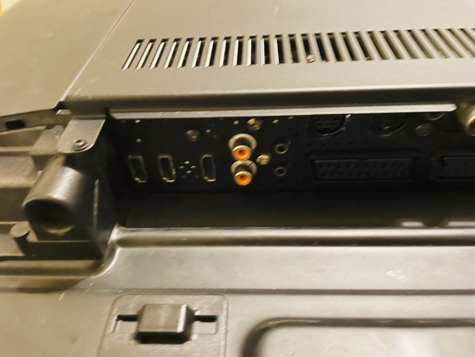 Televisao Bang Olufsen Beovision 10-32 HDMI