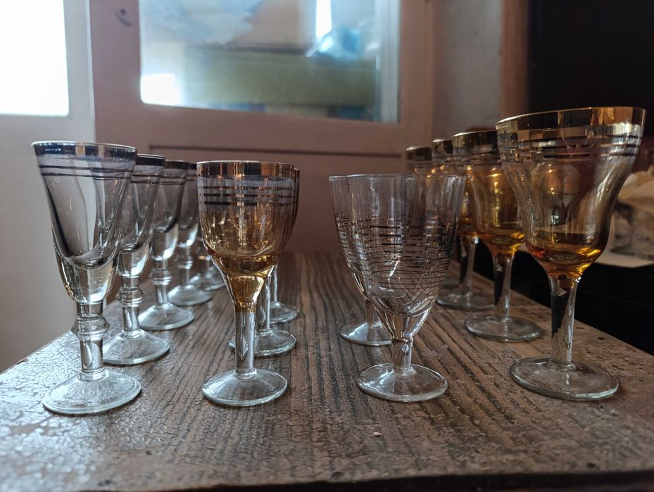 Продам рюмки разные