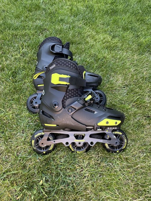 Ролікі Rollerblade Apex