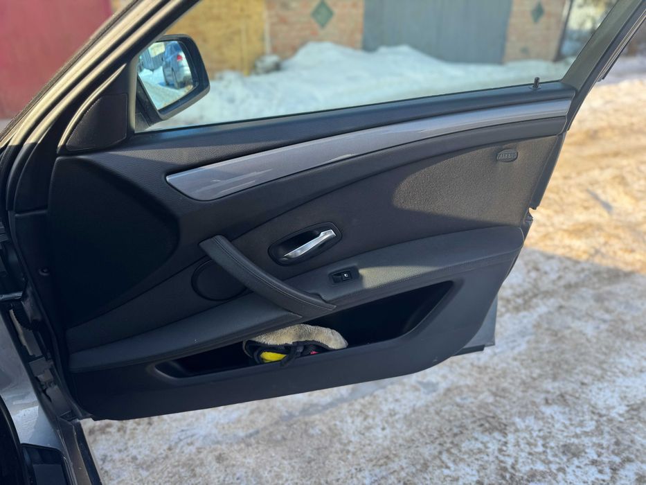 BMW 5 Series 2008 530d