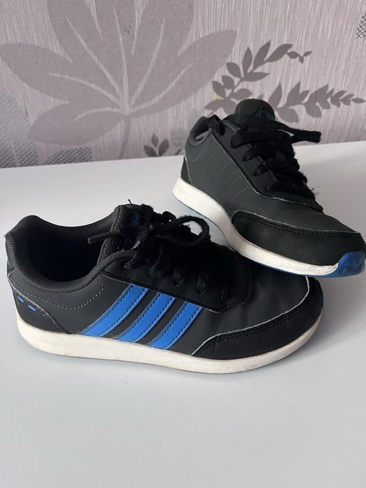 Кросівки Adidas 31