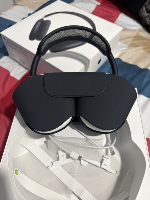 AirPods MAX 2 - 2026