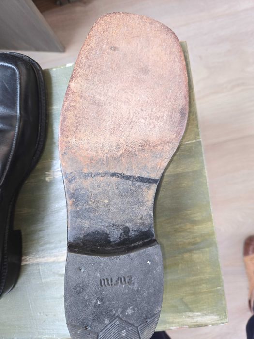 Sapatos de homem pretos