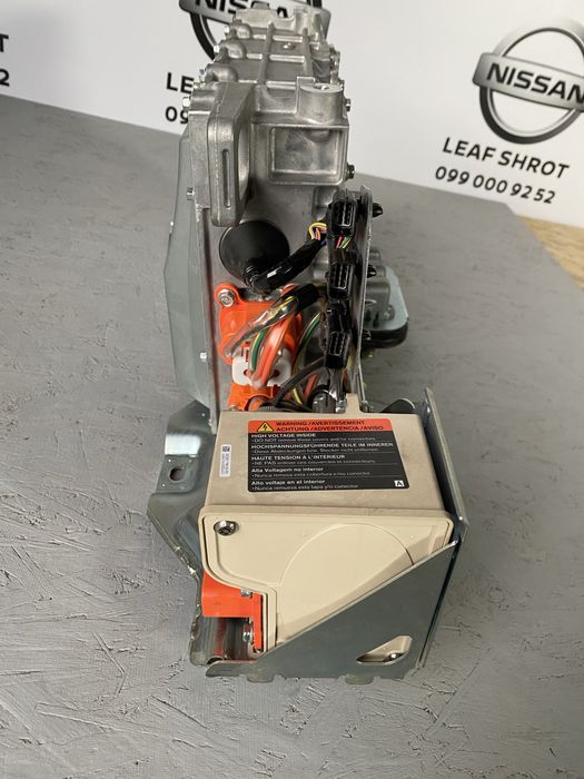 Чарджер инвертор Nissan Leaf перетворювач Нисан Лиф 2011-2013 AZE0