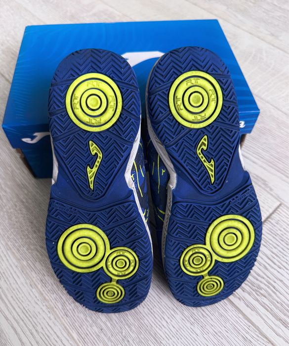 Бутси футзалки JOMA SUPER COPA 32 та сороканіжки POWERFULL 34 розмір