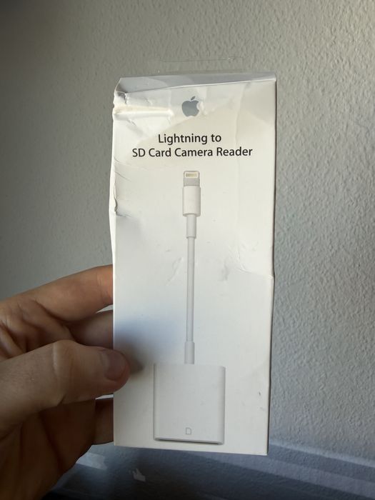Apple Lightning to SD Card Camera Reader