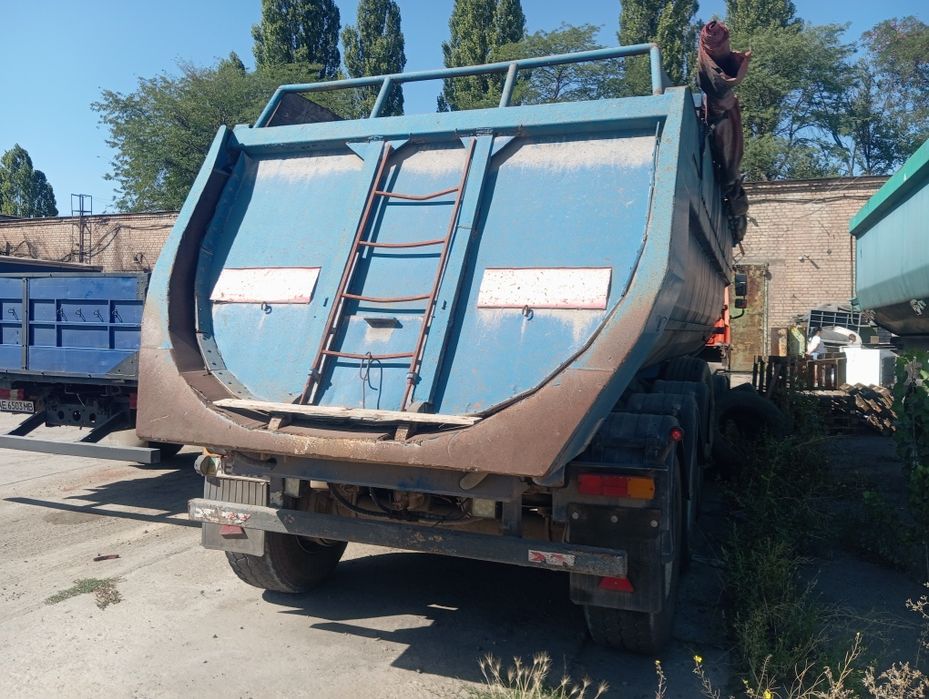 Продаж напівпричепів самоскид
