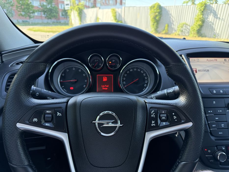 Opel Insignia з Німеччини Розмитнена