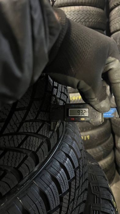 Комплект гуми 215/70/16 Nexen , нові