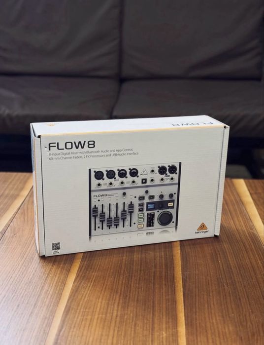 Мікшер Behringer Flow 8