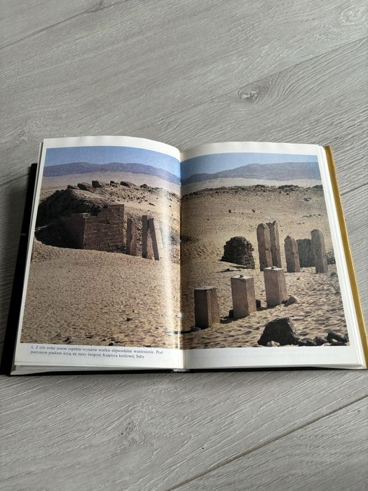 Książka „Wszyscy jesteśmy dziećmi bogów” Daniken