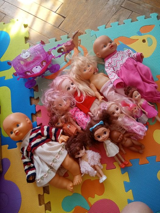 Ляльки для дівчинки