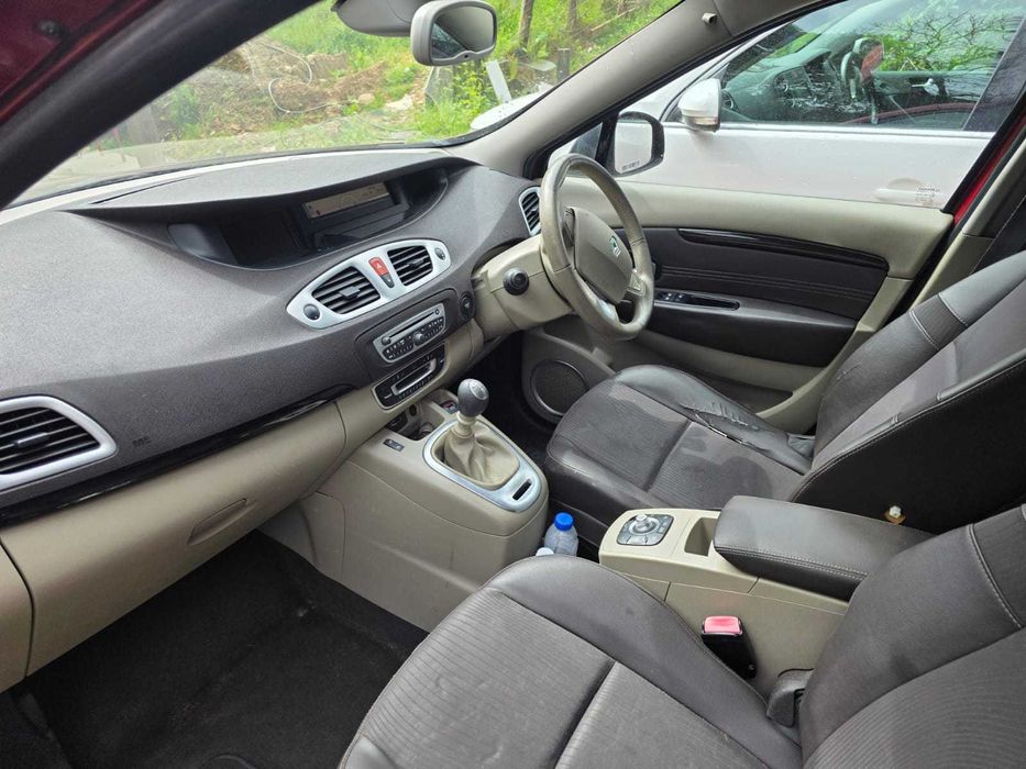 Renault Gscenic Privilege T-T Dci 1.5 Diesel INGLESA