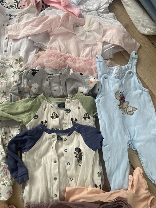 Paka ubranek niemowlecych