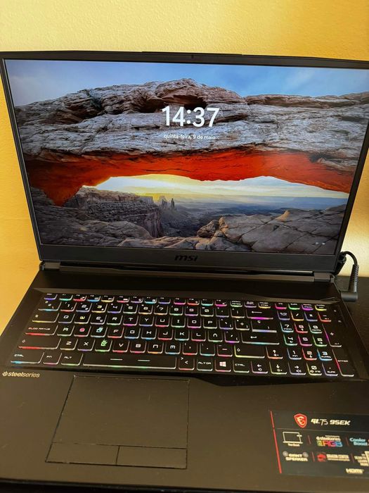 Portátil MSI ótimo estado