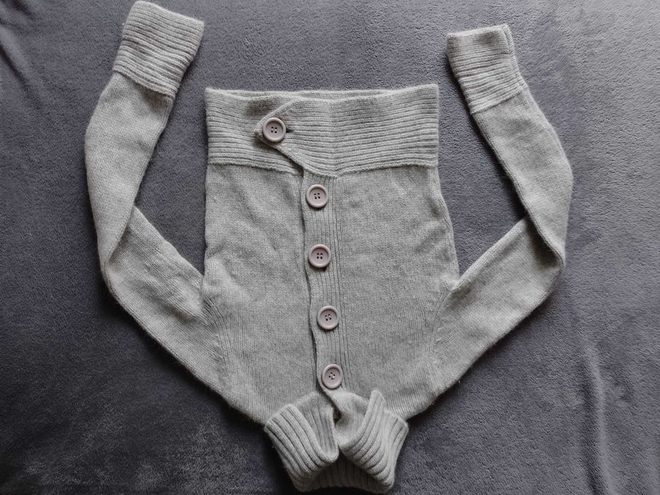 Нова кофта для дівчинки