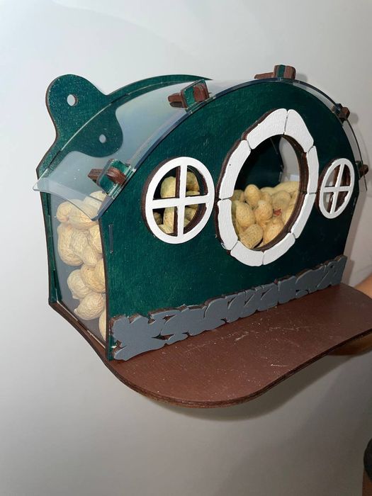 Годівниця для білки "Більбо"