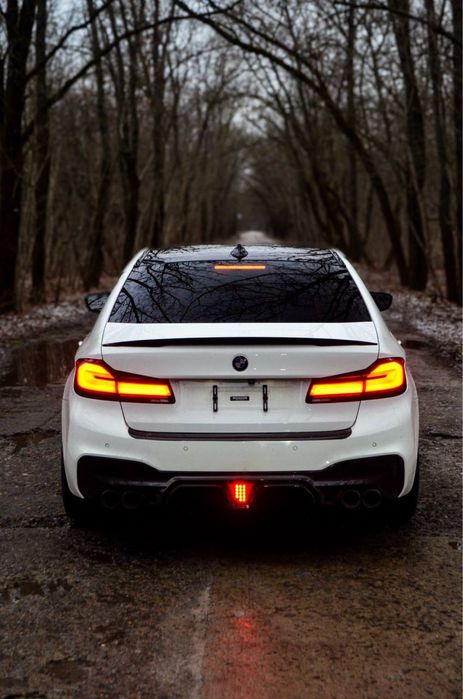 Продам BMW G30 2017 год