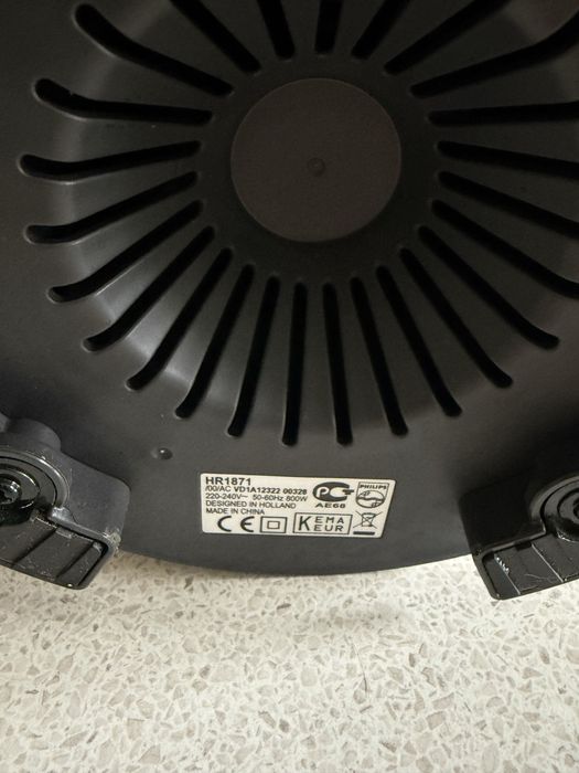 Соковыжималка Philips HR1871
