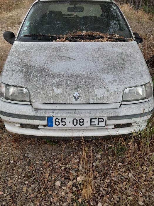 Vendos dois Renault clios