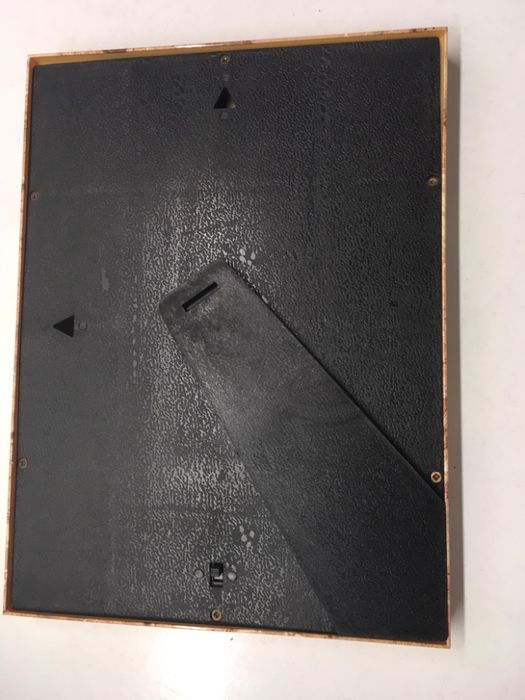 Frames That Glow in the Dark64585734116355121