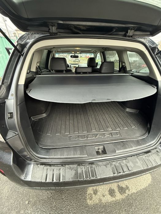 Продам Subaru outback 2011 год