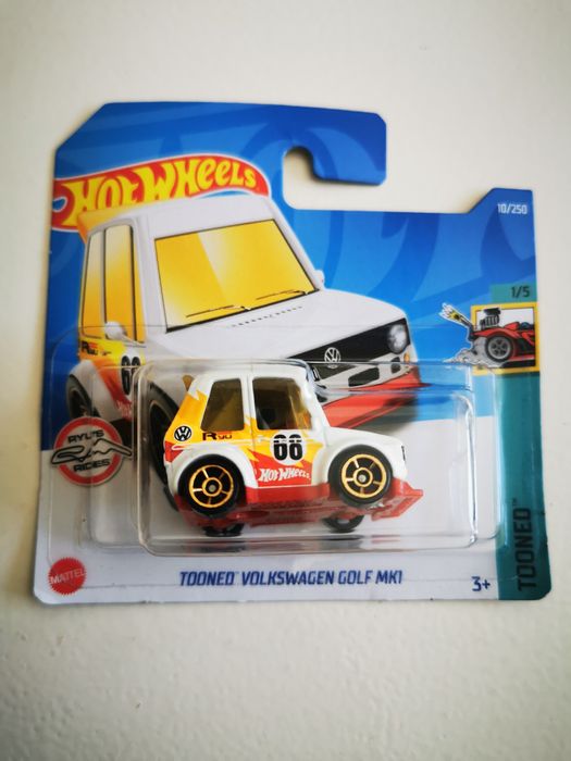 Tooned Volkswagen Golf MK1 Hot Wheels 2022