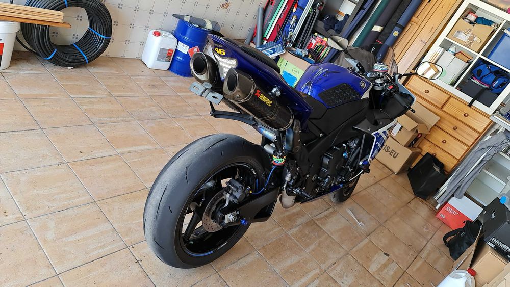 Yamaha YZF R1 crossplane